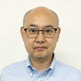 教授 堀 和芳