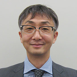 教授 吉積 毅