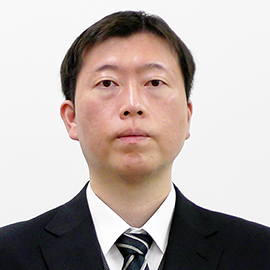准教授 相澤 鈴之助