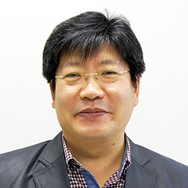新潟工科大学 工学部 工学科 機械システム学系 メカトロニクス研究室 教授 李 虎奎 先生