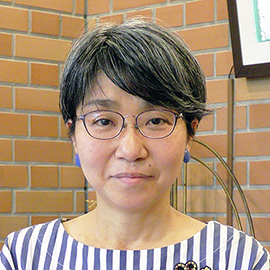 教授 間瀬 幸江