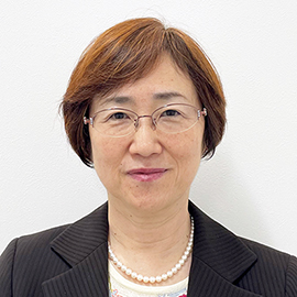 教授 近藤 麻理