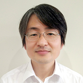 准教授 岩川 幸治