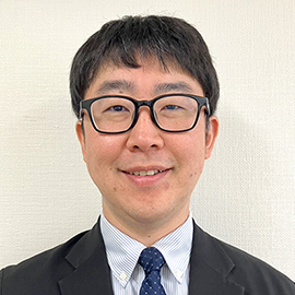 准教授 小関 俊祐 先生
