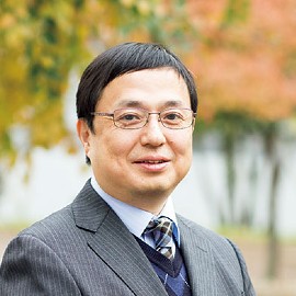 神田外語大学 外国語学部 国際コミュニケーション学科 国際ビジネスキャリア専攻 教授 鶴岡 公幸 先生