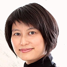 教授 古賀 麻衣子