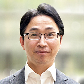 教授 譚 奕飛 先生