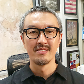 教授 川名 晋史 先生