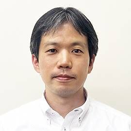准教授 伊藤 弦太