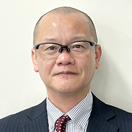 教授 坪井 塑太郎 先生
