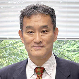 日本大学 国際関係学部 国際総合政策学科 教授 鈴木 和信 先生