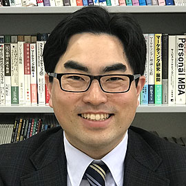びわこ成蹊スポーツ大学 スポーツ学部 スポーツ学科 スポーツビジネス・メディアコース 准教授 吉倉 秀和 先生