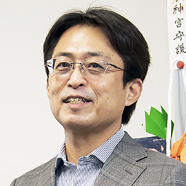 教授 高見 仁志