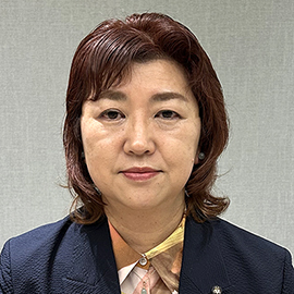 教授（学部長） 青野 光子