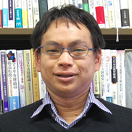 桃山学院大学 経済学部 経済学科 准教授 吉弘 憲介 先生