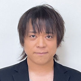 講師 新岡 陽光