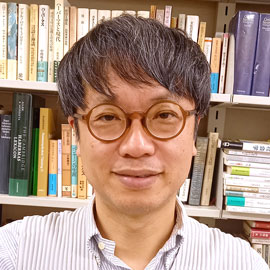 准教授 清家 竜介