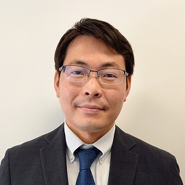九州国際大学 法学部 法律学科 教授 菅尾 暁 先生