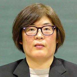 学習院大学 文学部 日本語日本文学科 准教授 中上 亜樹 先生