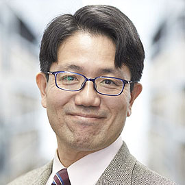 明治大学 国際日本学部  教授 鈴木 賢志 先生
