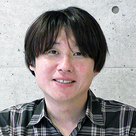 東京造形大学 造形学部 デザイン学科 グラフィックデザイン専攻領域 教授 海士 智也 先生