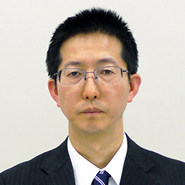准教授 川本 諭一郎 先生