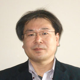 弘前大学 理工学部 物質創成化学科 教授 阿部 敏之 先生