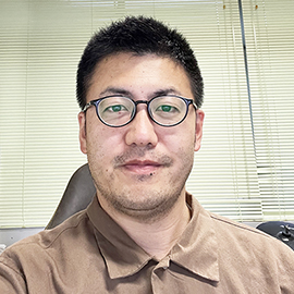 准教授 森谷 慈宙