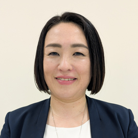 教授 冨澤 登志子