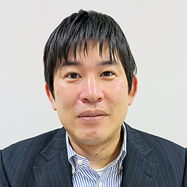 教授 西村 明