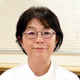 准教授 小宮山 陽子 先生