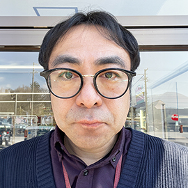 教授 上原 三知