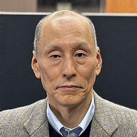 教授（学部長） 西津 貴久 先生