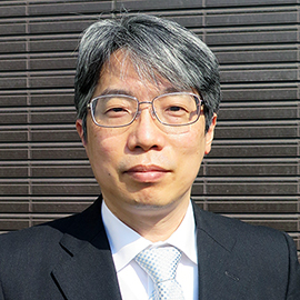 教授 垣内 洋平