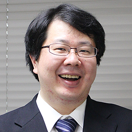 名古屋大学 経済学部  准教授 安達 貴教 先生