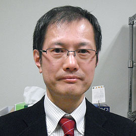 鳥取大学 工学部 化学バイオ系学科 教授 岡本 賢治 先生