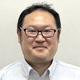 准教授 阿部 智志 先生