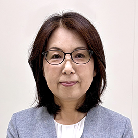 教授 冨永 るみ 先生