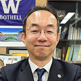 教授（学部長） 森脇 亮