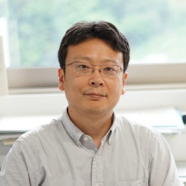 九州大学 理学部 生物学科 教授 高橋 達郎 先生