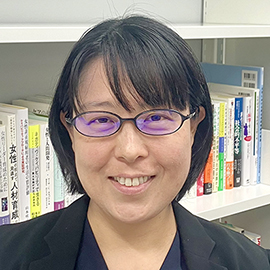 准教授 高丸 理香 先生